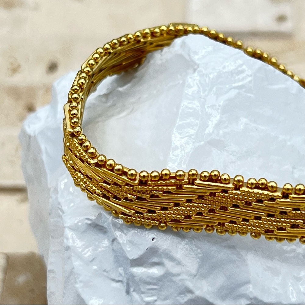 Ornate Gold Tone Modern Estate Bracelet - Picture 3 of 8
